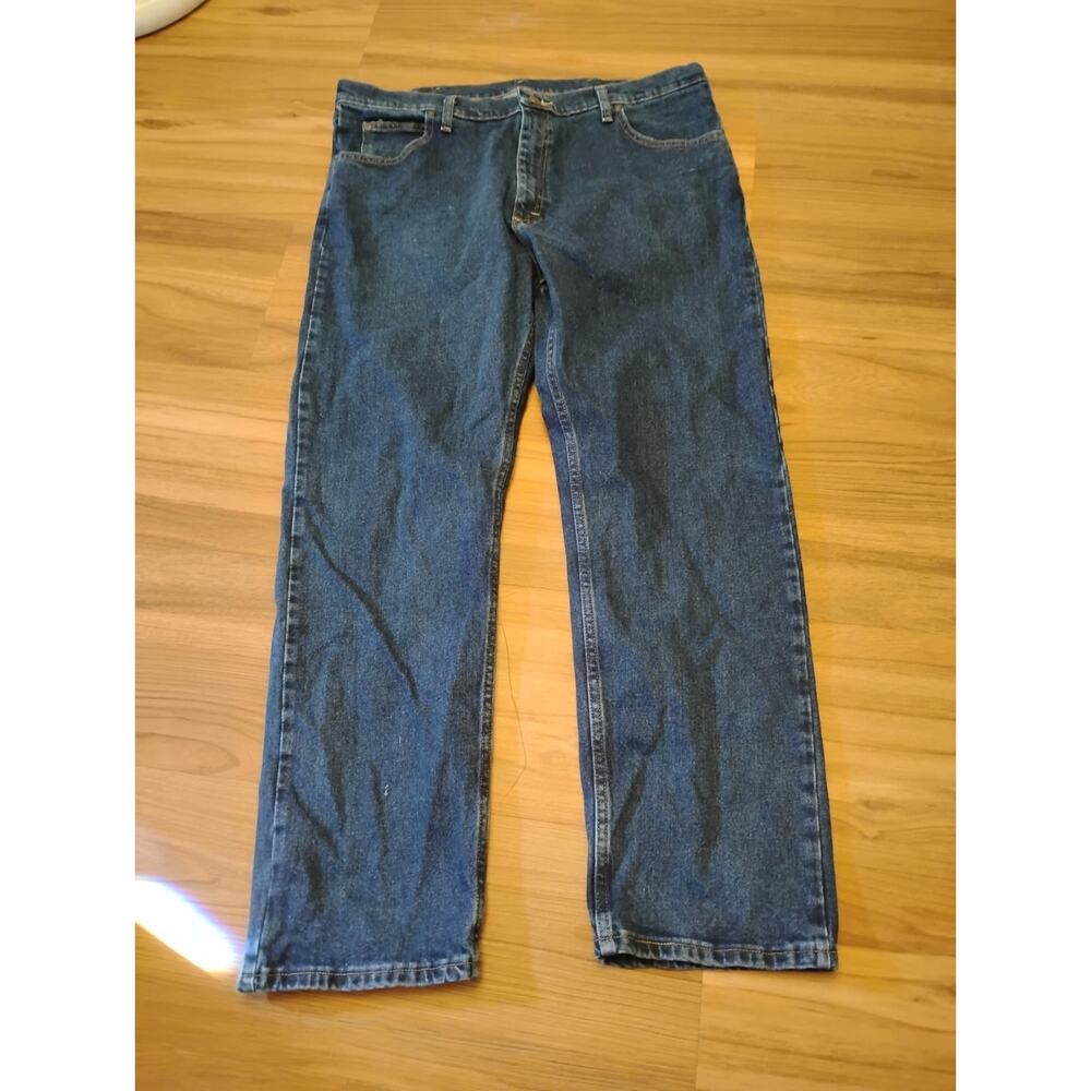 Wrangler Jeans Mens 38x30 Blue Denim Dark Rinse Relaxed Fit Straight